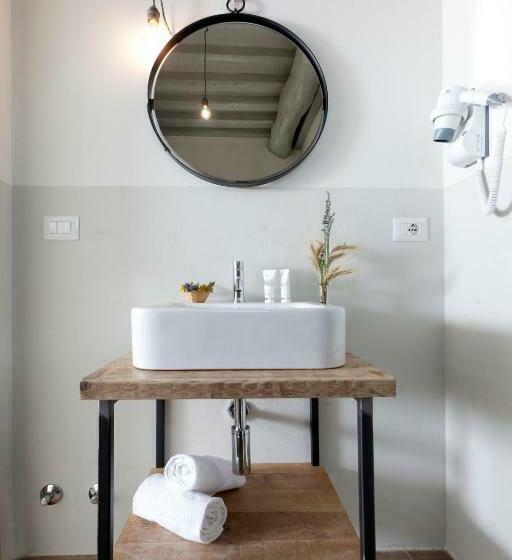 Номер Стандарт, Casale Sterpeti