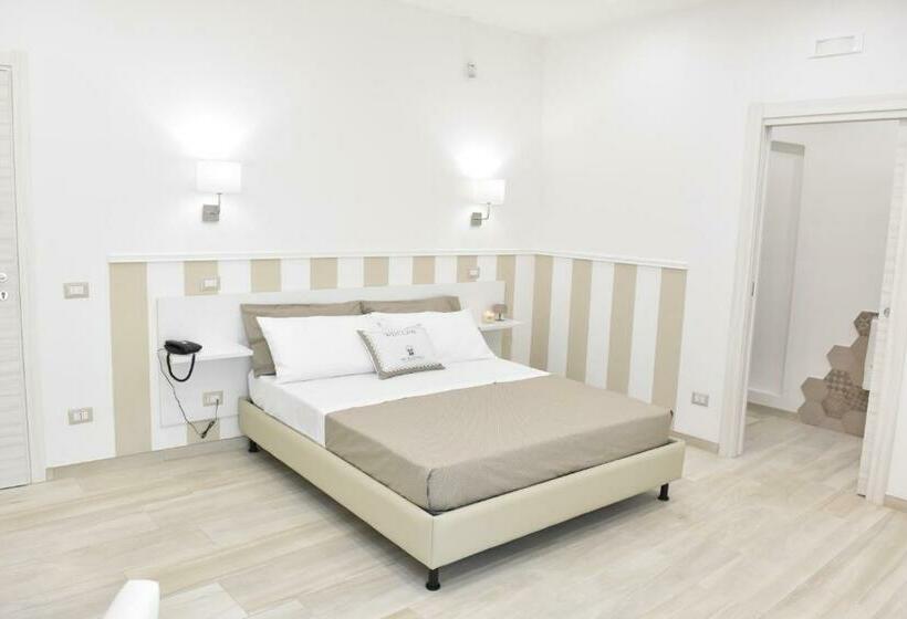 Номер Deluxe с Балконом, Finestre Sul Borgo
