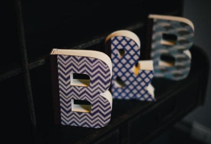 اتاق سوپریور با تخت بزرگ, Palazzo Gozzi Bed & Beauty