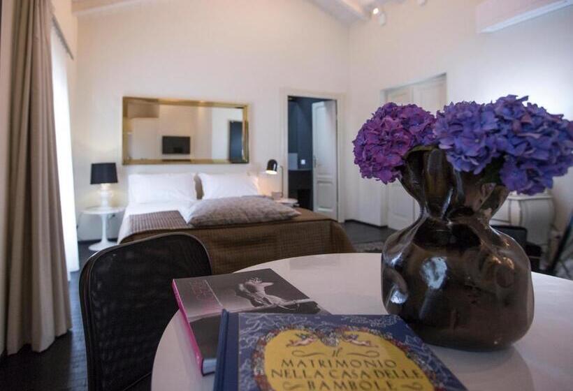 اتاق سوپریور با تخت بزرگ, Palazzo Gozzi Bed & Beauty