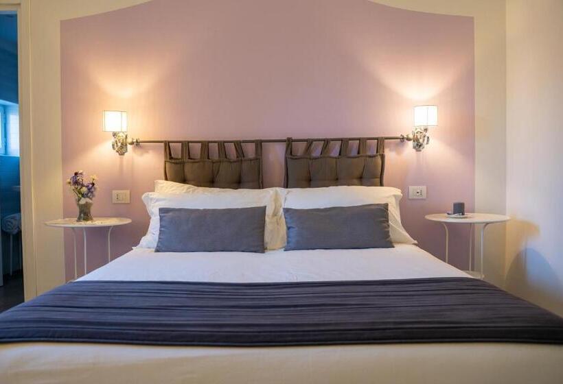 اتاق استاندارد, Sotto Le Stelle Ai Decumani