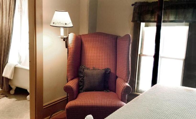 스탠다드 룸 가든 전망, Timbercliffe Cottage Inn