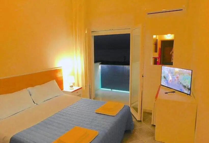 اتاق سوپریور, Albergo Lido Diomedee