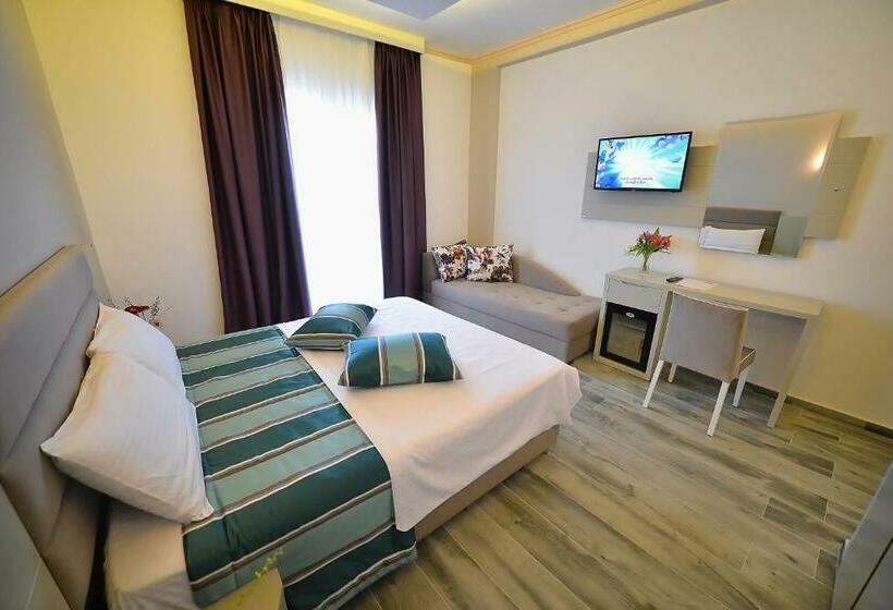 اتاق اساندارد با چشم‌انداز جانبی به دریا, Elysium