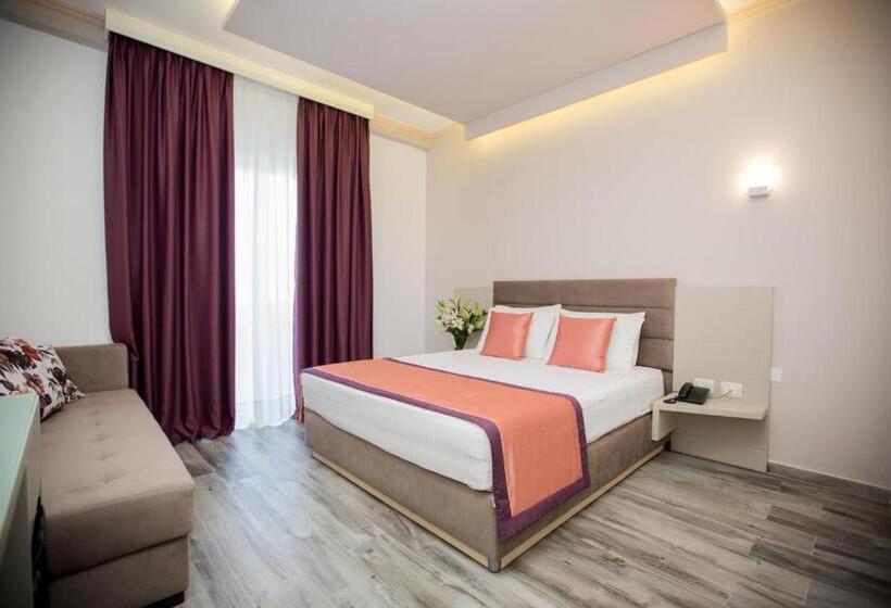 اتاق اساندارد با چشم‌انداز جانبی به دریا, Elysium