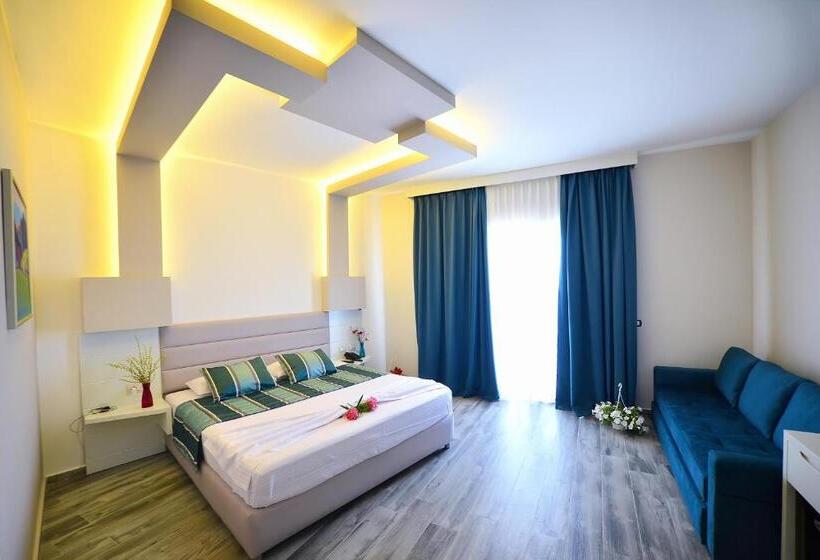 اتاق لوکس با چشم‌انداز دریا, Elysium