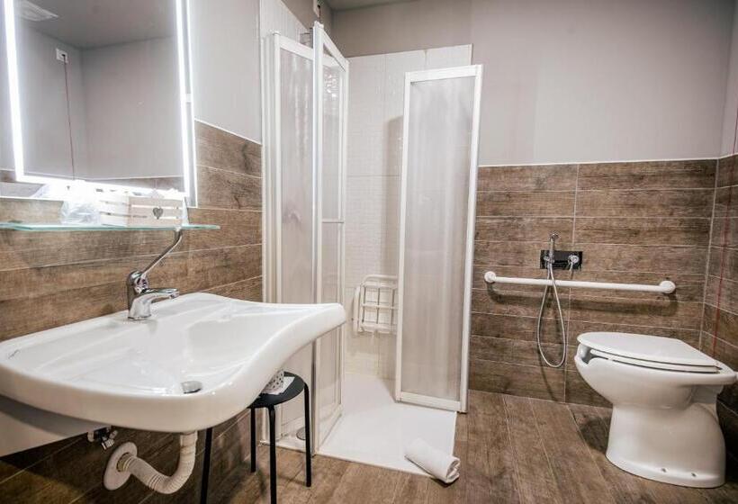 חדר סטנדרט, מיטת קינג, מותאם לאדם עם מוגבלויות, Fracanzana