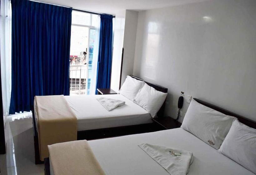 غرفة قياسية رباعية, Isla Mayor