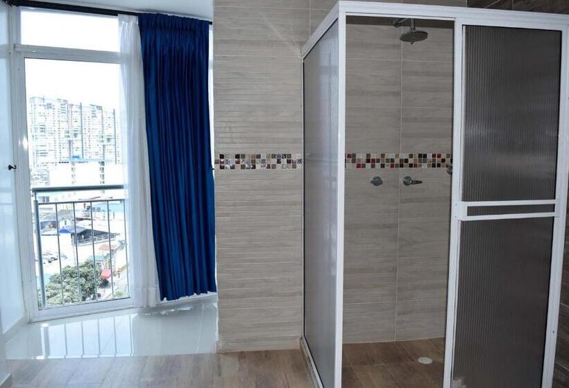 جناح مزود بجاكوزى, Isla Mayor