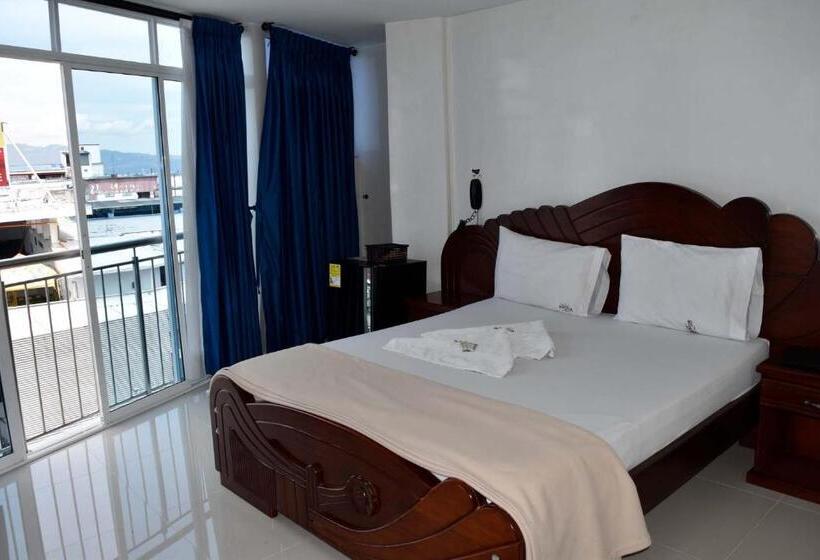 جناح مزود بجاكوزى, Isla Mayor