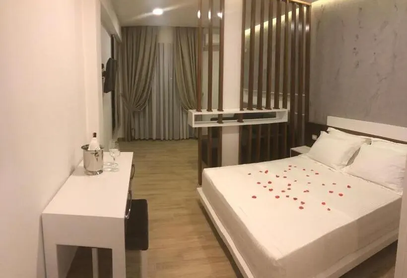 اتاق استاندارد, Mirage