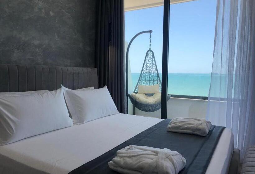 주니어 스위트, Mirage