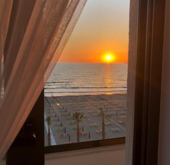 디럭스 테라스 룸 바다 전망, Mirage