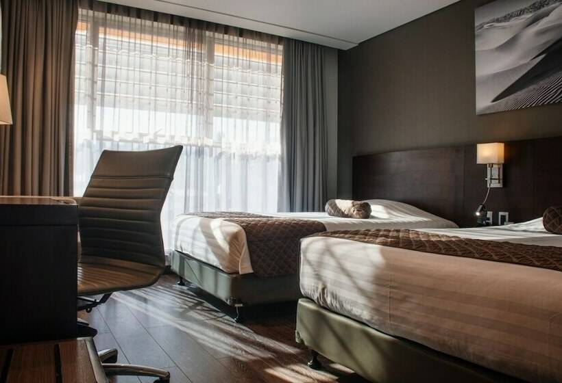 חדר סטנדרט, Rennova