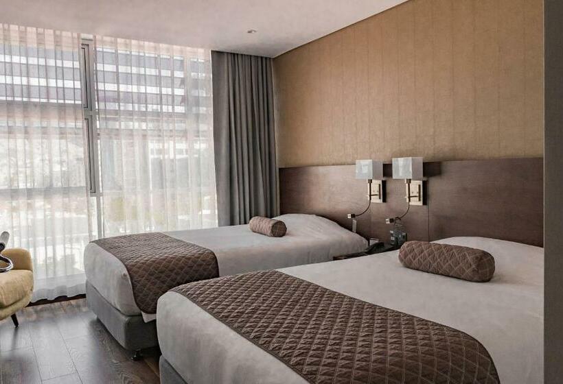 חדר סטנדרט, Rennova