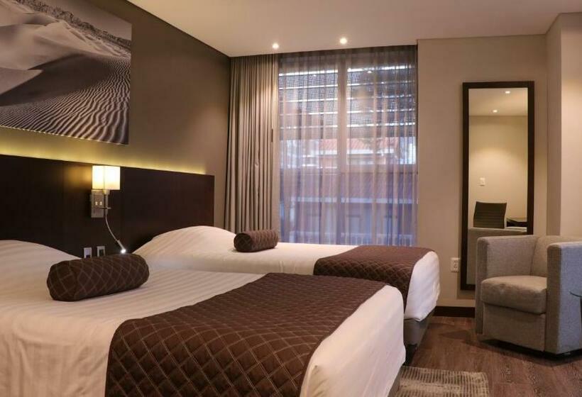 חדר סטנדרט, Rennova