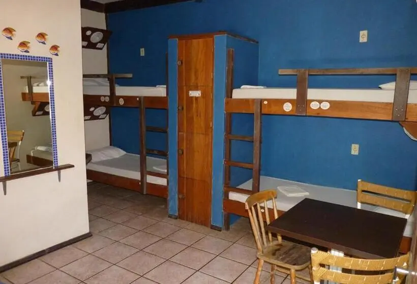 スタンダード4人部屋, Maresias Hostel & Suites