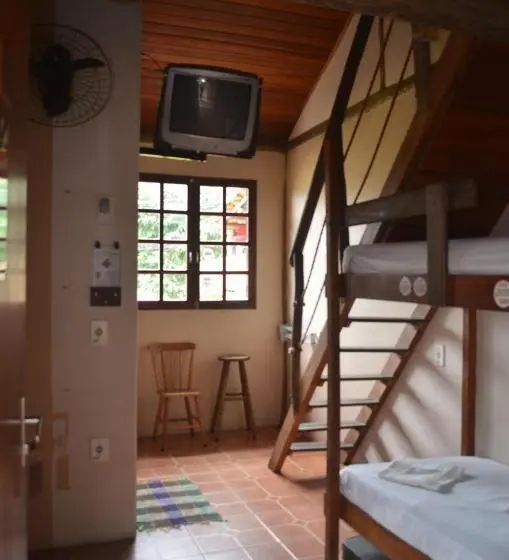 ルームシェアのワンベッド, Maresias Hostel & Suites