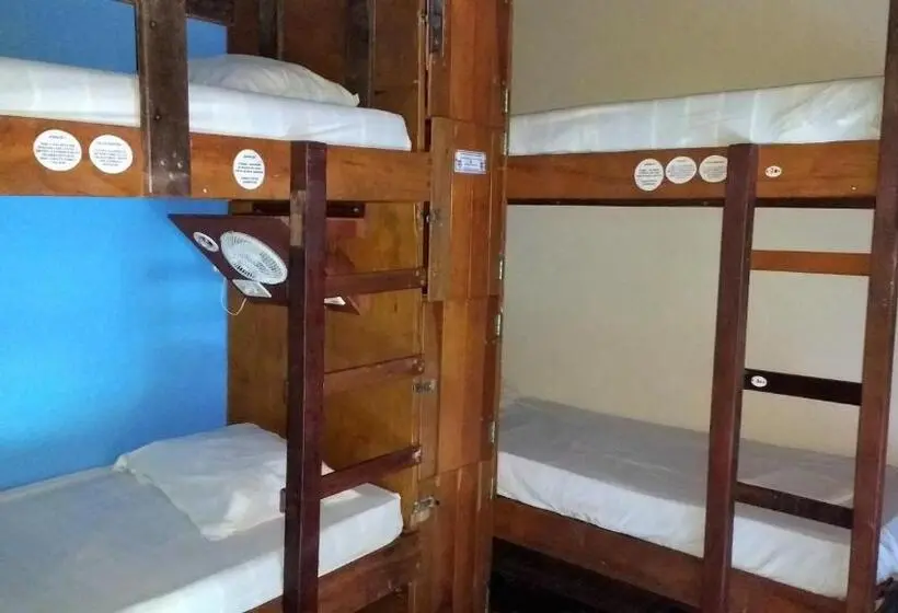 ルームシェアのワンベッド, Maresias Hostel & Suites