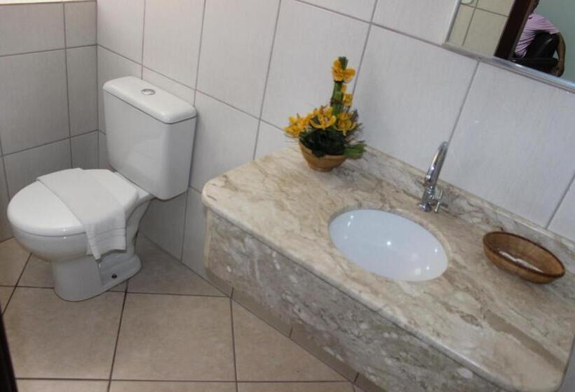 标准三人间, Novo Hotel Herta