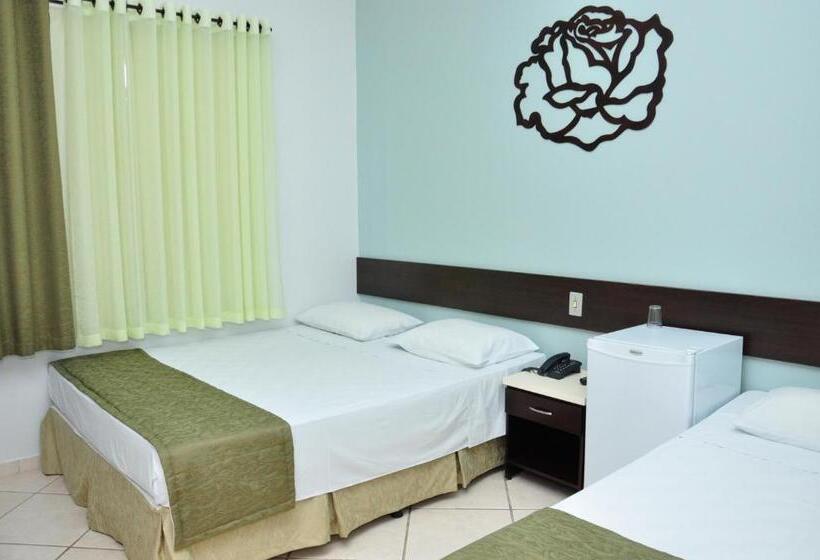 标准三人间, Novo Hotel Herta