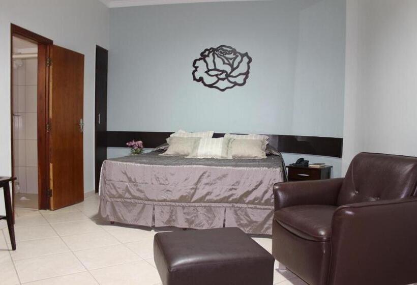 스위트, Novo Hotel Herta