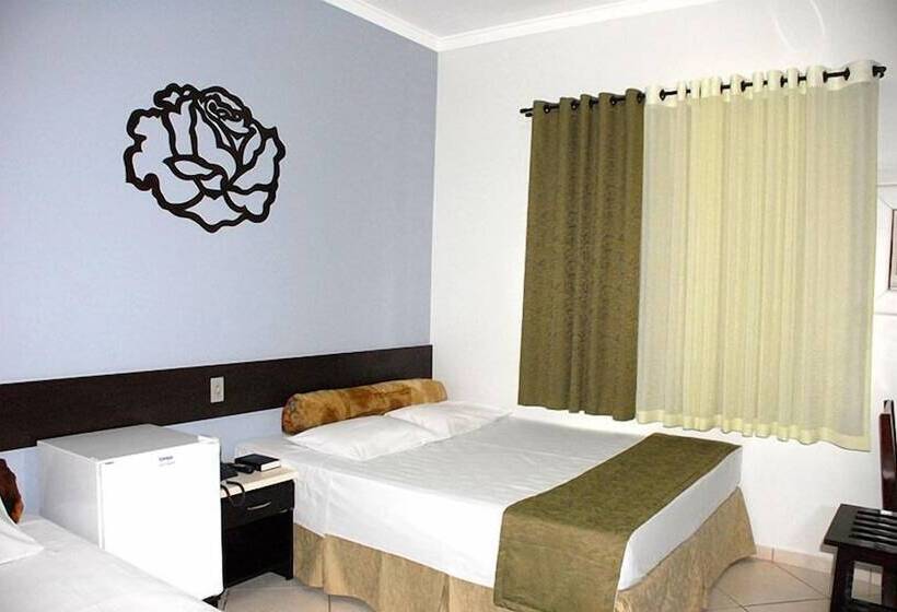 标准三人间, Novo Hotel Herta