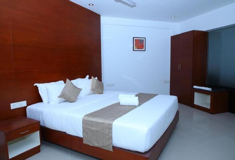 Полулюкс, Nakshatra Emerald