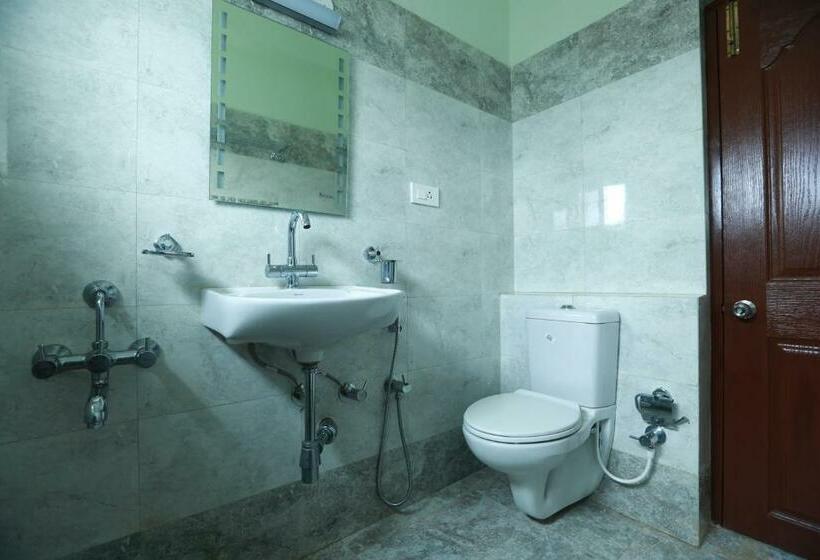 デラックスルーム, Tulips Valley View Resorts