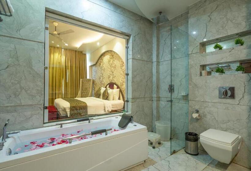 סוויטה נשיאותית, Winsome Resort & Spa Corbett