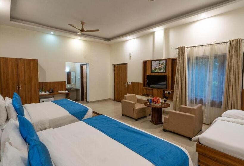 חדר משפחתי נוף לגינה, Winsome Resort & Spa Corbett