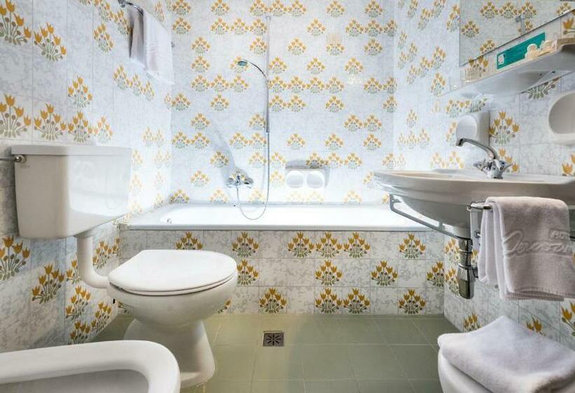 标准间带阳台, & Appartements Perwanger