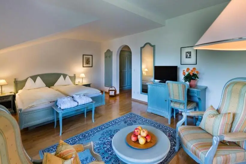 Deluxe-huone Parveke, & Appartements Perwanger