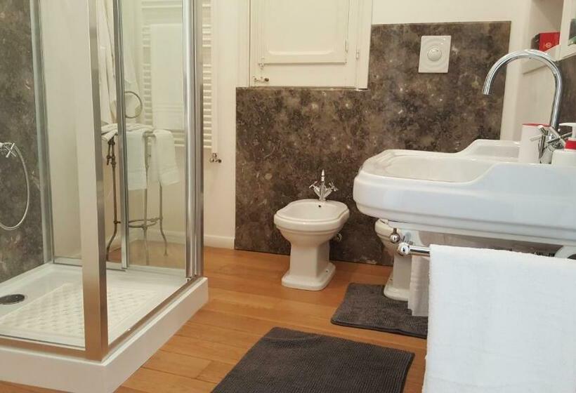 Номер Стандарт, Il Cortile Del Marchese Beccadelli