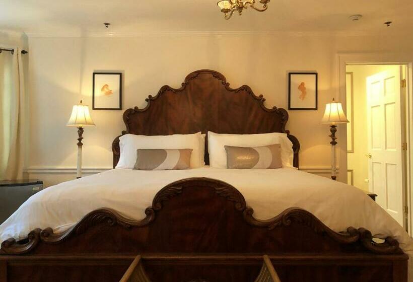 Стандартный Номер Кровать Кинг, Ivy Manor Inn Village Center