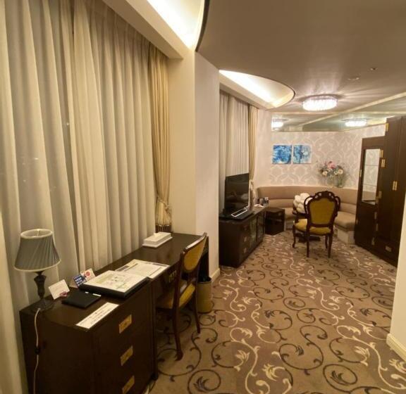 جناح, Grand Vert Gizan