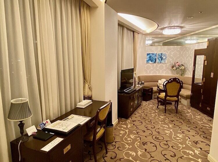 جناح, Grand Vert Gizan