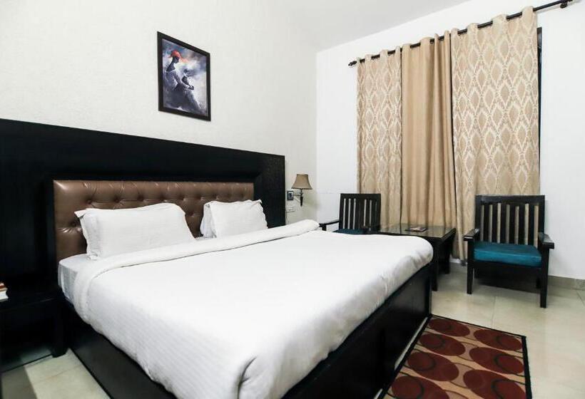 エクゼクティブルーム, Ishan A Ganges Riverside Retreat By Salvus