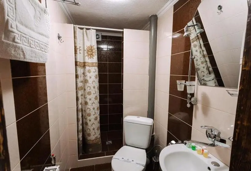 スタンダード４人部屋, Marilen