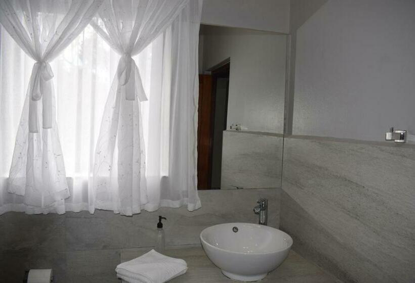 דירת חדר, The Baths Natural Hot Springs