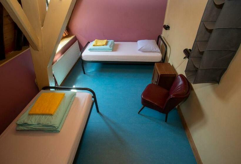 Номер Стандарт Совместная Ванная, Strowis Hostel