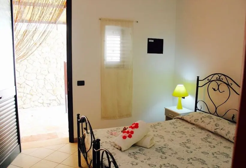Habitació Quàdruple Estàndard, Amoru Bed & Breakfast