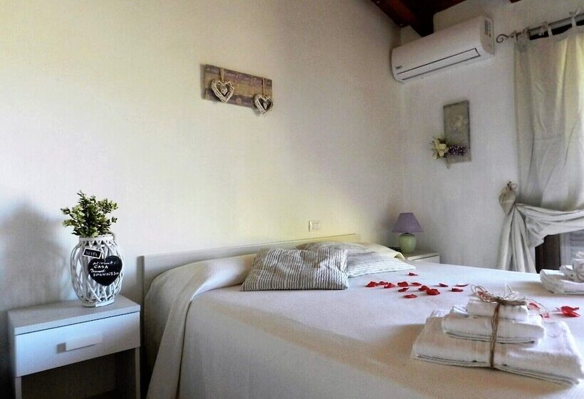 Семейное Студио, B&b Su Donnigheddu