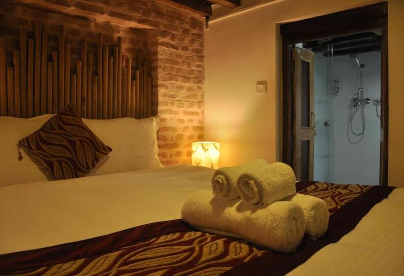 اتاق استاندارد, Boutique Heritage Home