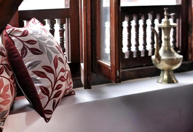 اتاق استاندارد با تراس, Boutique Heritage Home