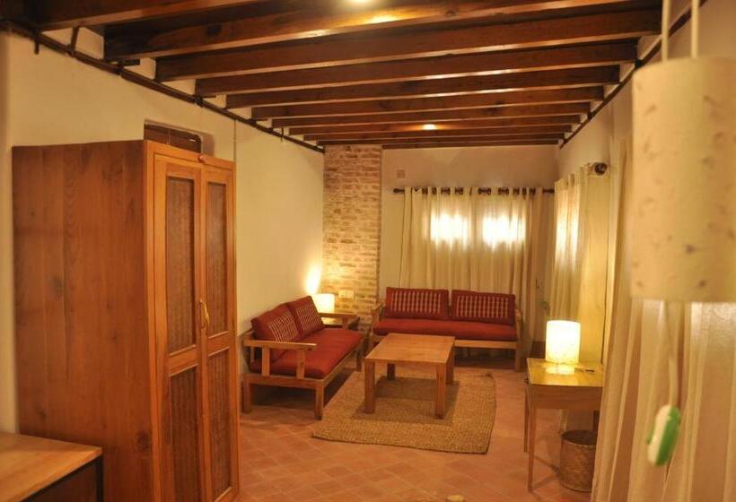 1 Bedroom Penthouse Apartment, Boutique Heritage Home