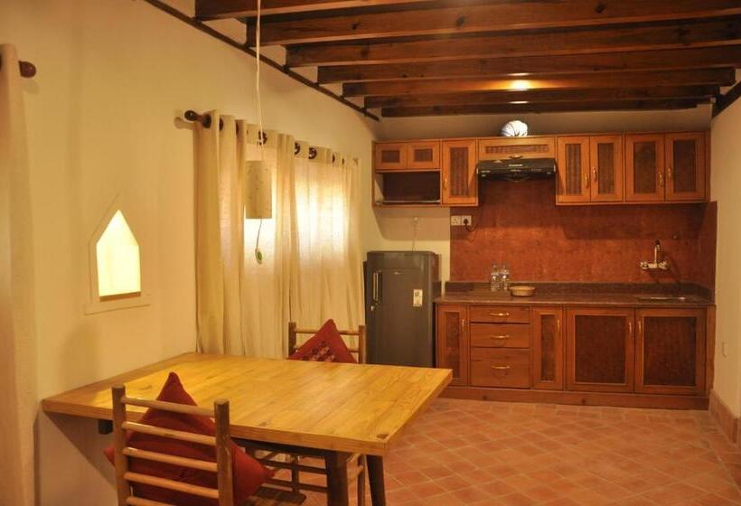 1 Bedroom Penthouse Apartment, Boutique Heritage Home