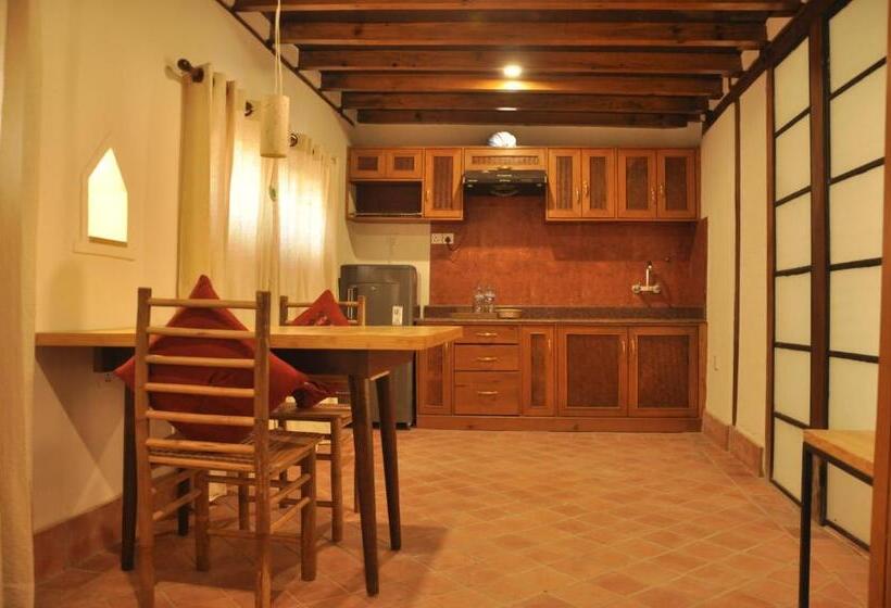 1 Bedroom Penthouse Apartment, Boutique Heritage Home