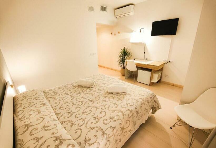 Quarto Estandar, Albergo B&b Tenesi