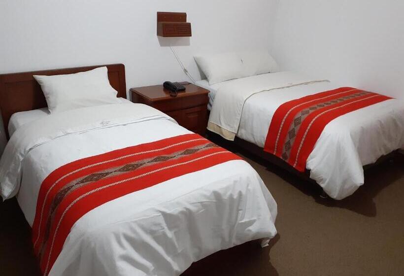 اتاق لوکس خانوادگی, Explorer Deluxe